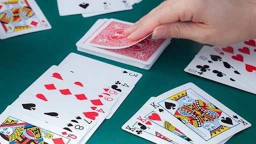 Tổng hợp các kiểu chơi bài 52 lá hot nhất trên thị trường cá độ online
